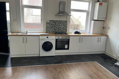 IMG-20250919-WA00...