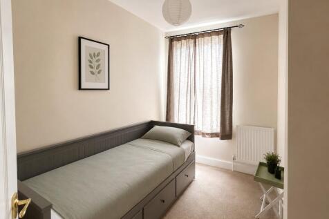 Bedroom2