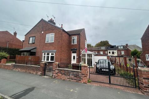 Wakefield, WF2 - property photo