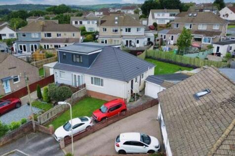 Bridgend, CF31 - property photo
