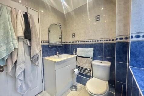 Waingels Road, Reading, RG10 photo 3