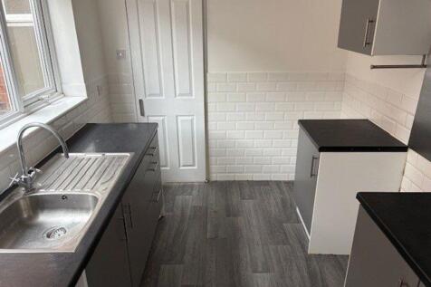 21 Lorriane Street, Hull, HU8 8EG photo 3