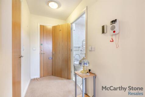 8680519-interior04.jpg