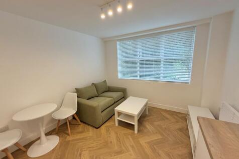 Cenydd Court, Cardiff photo 4