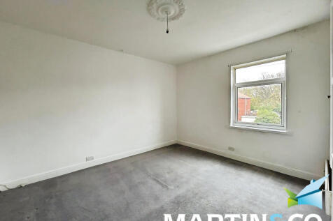 e4ae2db0-IMG-2025...