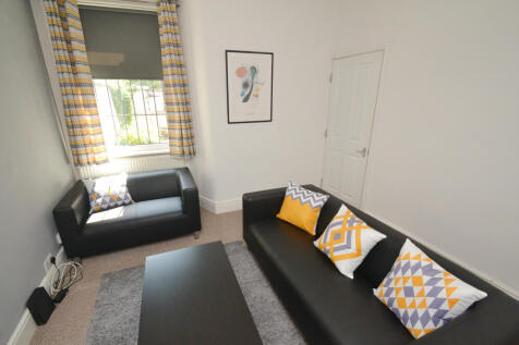 4-bed terraced on Whitby Road, Fallowfield, Manchester, M14, £2,711/mo