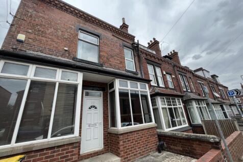 6-bed terraced on Ash Road, Headingley, Leeds, West Yorkshire, LS6, £4,004/mo