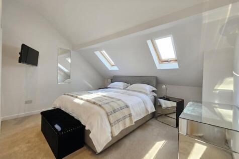 Knutsford View, Hale Barns photo 2