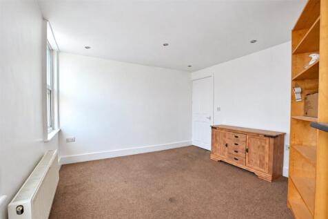 Brightfield Road, Lee, London, SE12 photo 3