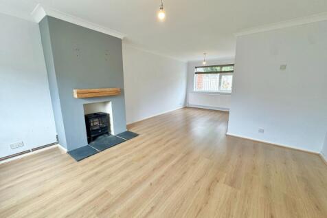 Goldsmith Drive, Newport Pagnell photo 3