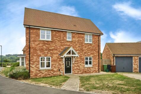 Ryde, PO33 - property photo