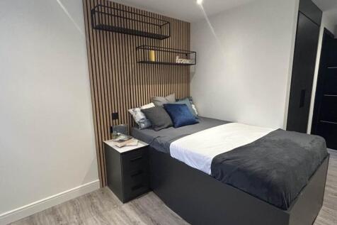 THE SUITES, 6-8 AUGHTON STREET, ORMSKIRK photo 5