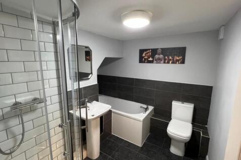 WhatsApp Image 2025-11-10 at 15.36.28 (4).jpeg