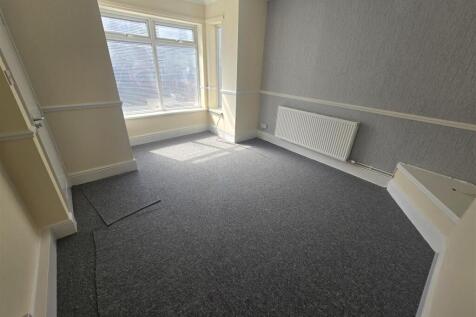 Lounge Flat 1