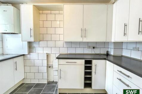 Kitchen1.jpg