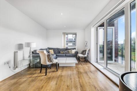 Davidson Frost-Wellings, DFW, Sovereign Court, Liv