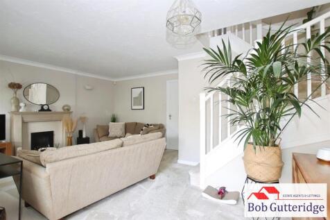 FULL WIDTH LOUNGE / DINER