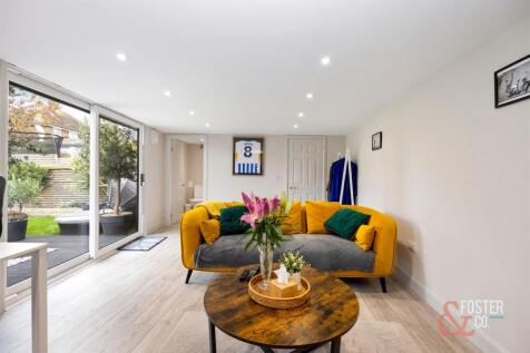 King George VI Drive, 39-022.JPG