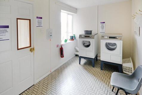Laundry Room.JPG