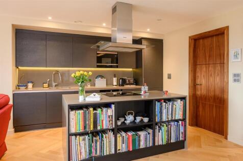 OPEN PLAN LIVING DINING KITCHEN