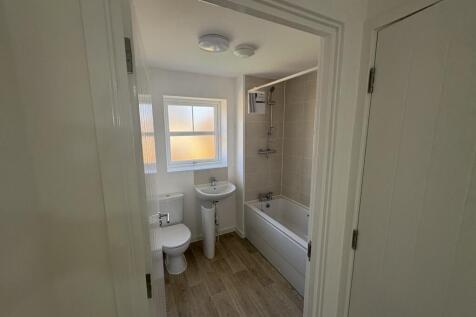 13 Eastfields Road BEVERLEY HU17 0XL photo 4