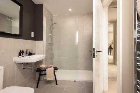 Dandara - The Heathers - Home 16, The Blenheim