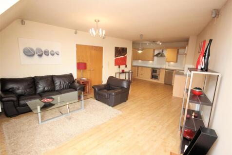 kitchen and lounge.JPG