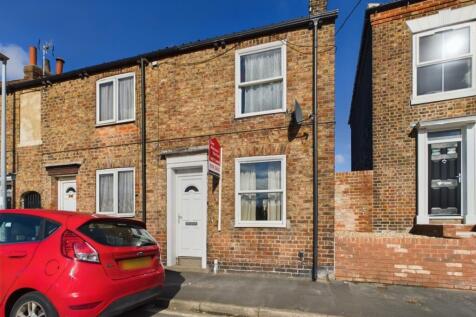 2 Bedroom End Terrace House - For Sale