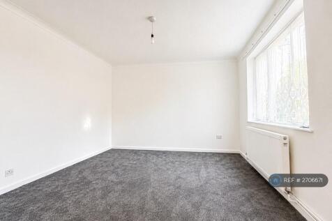 Lansdowne Road, London, E11 photo 3