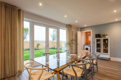 Dining of the Oxford Lifestyle, a 3 bedroom house