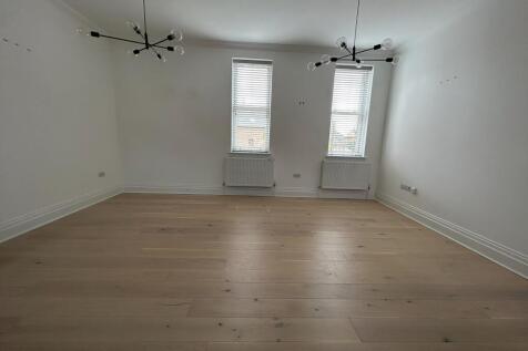 Massandra Court photo 2
