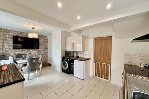 Wolsey Road, Newark, Notts photo 4