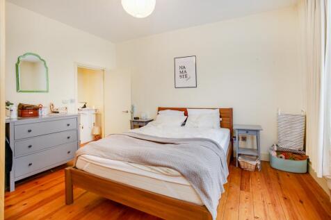 Ravenscourt Road, W6 photo 4