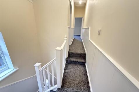 307 darlaston-11.jpg