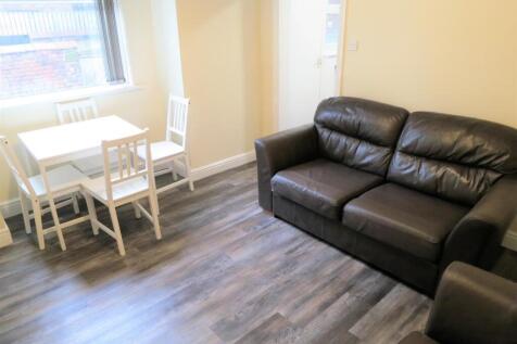 £136pppw,Yew Tree Road, Withington photo 3