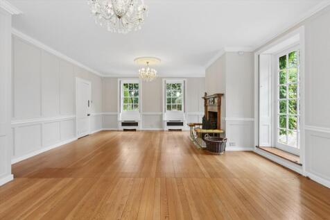 Elvedon Road, Cobham, Surrey KT11 photo 4