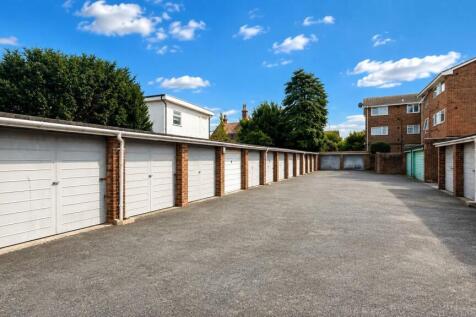 High Pines Garage