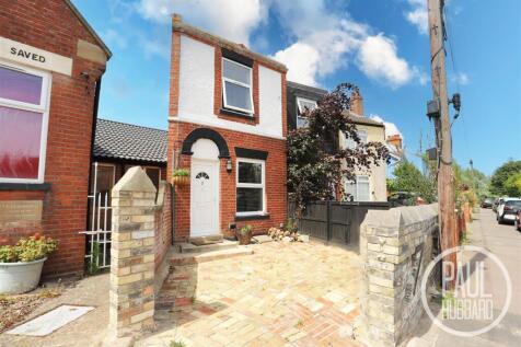 Lowestoft, NR33 - property photo