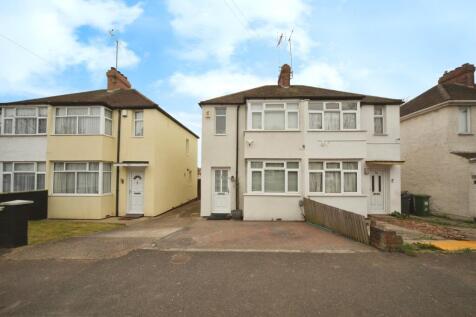 Luton, LU3 - property photo