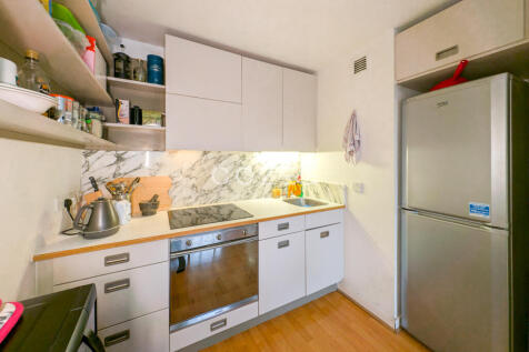 Deals Gateway, Deptford, SE13 photo 3