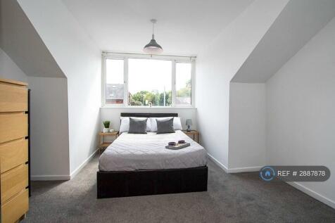 2nd Floor Bedroom - Large