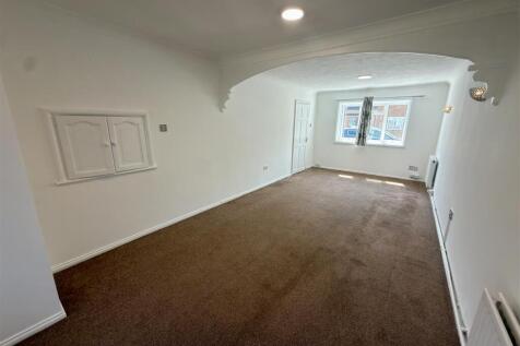 East Park, Harlow, Essex photo 5