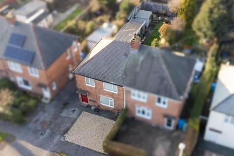 36 Cherry Holt Retford Drone Front Right.jpg