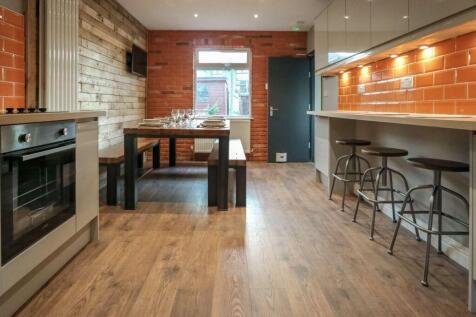 Warwick Road photo 5