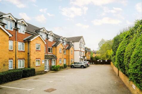 Kingswood Court-17_web.jpg