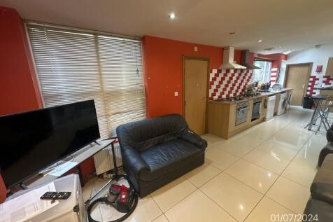 9 Bedroom HMO Investment