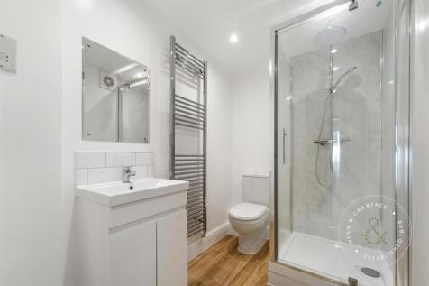 207 Cathedral Rd flat 2-1.jpg