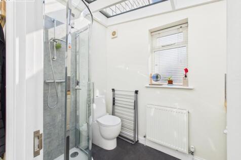 Shower Room Utility Space .1.jpg