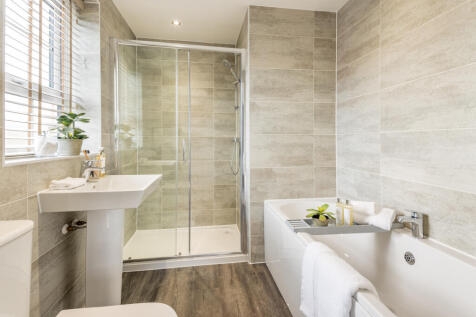 Family bathroom in the Manning. 5 bed home.