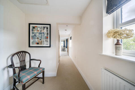 43-681c8ee410f20-...